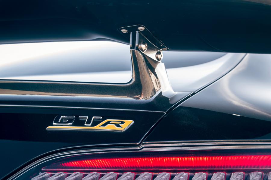Логотип Mercedes-AMG GT R (C190) 2019 года  (AU) (фото 29 из 40)